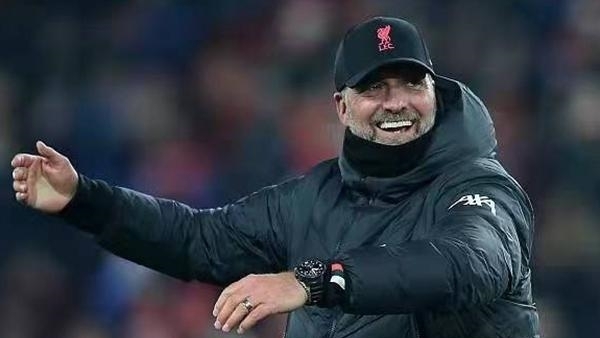 萨内蒂：批评劳塔罗？荒谬，他已经排在国米历史射手榜前五（萨内蒂：质疑劳塔罗毫无道理，他已跻身国米队史射手榜前五）