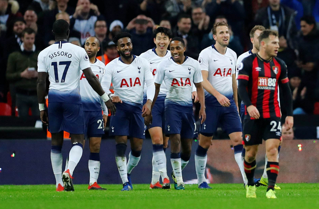 TA：桑切斯最近在逐渐进步，他已成为英超最可靠的门将之一（TA：桑切斯状态稳步提升，已跻身英超最可靠门将行列）