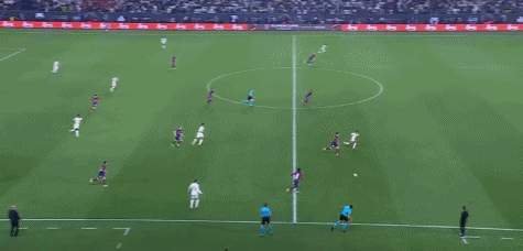 湖人浓眉哥篮下统治球队获胜（浓眉篮下制霸助湖人取胜）