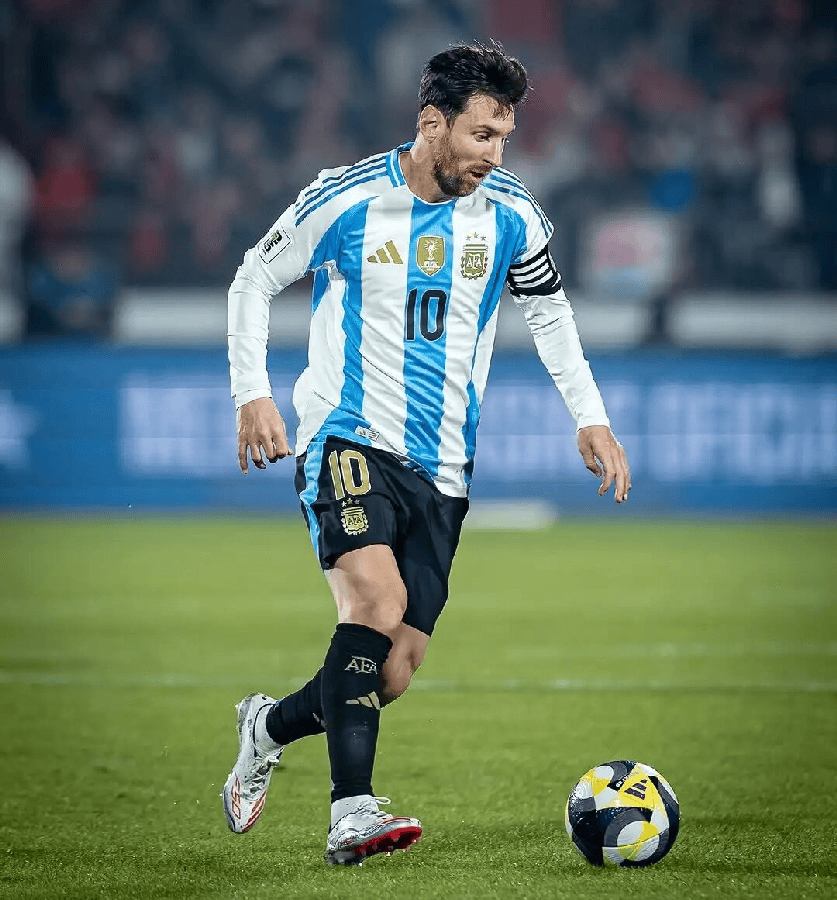 辽宁铁人冲超大动作：重磅引援方案全面曝光（辽宁铁人为冲超出手：重磅引援计划全面揭晓）