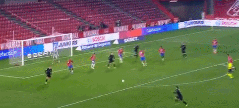 替补登场攻入1球，李嗣镕完成个人中超生涯首秀（替补出场即破门，李嗣镕迎来中超处子秀）