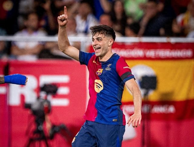 记者：加拉格尔是曼联一月最现实的目标，他想赶上世界杯（记者称加拉格尔成曼联一月最现实引援，球员希望赶上世界杯）