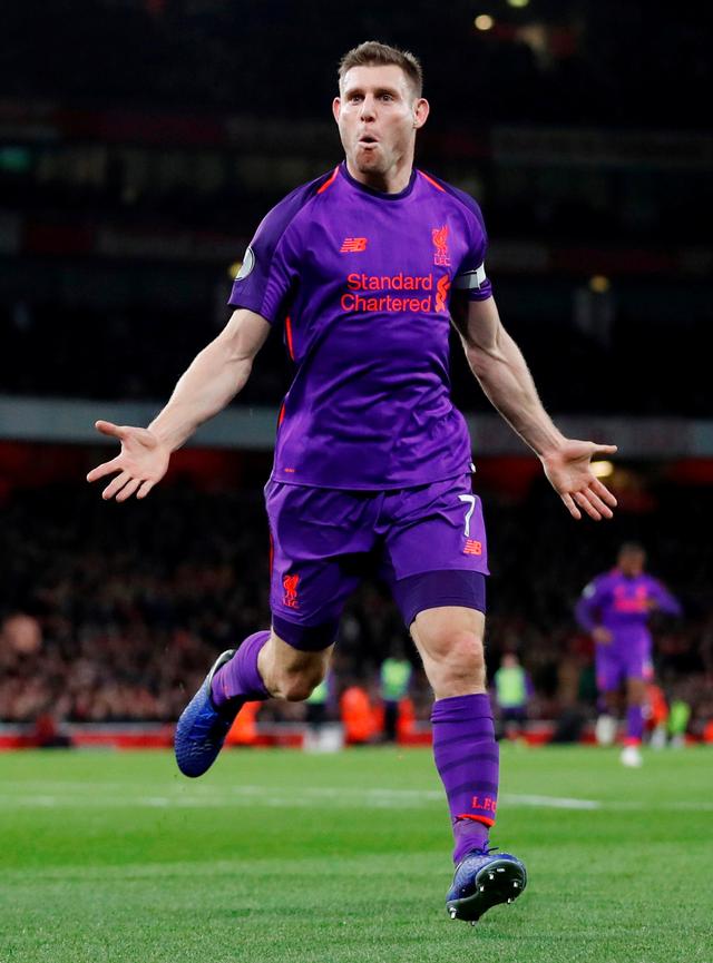 毛剑卿谈汪士钦红牌：给年轻人点自信吧，再网暴把人家暴死了（毛剑卿评汪士钦红牌：别再网暴了，多给年轻人一些自信）