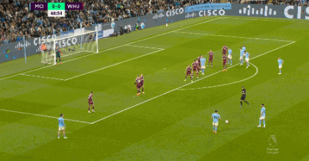 “苏超”MVP范厚泰：后劲太大了，每天脑海里还是夺冠的场景（苏超MVP范厚泰：夺冠余韵未散，每天脑海仍回放捧杯瞬间）