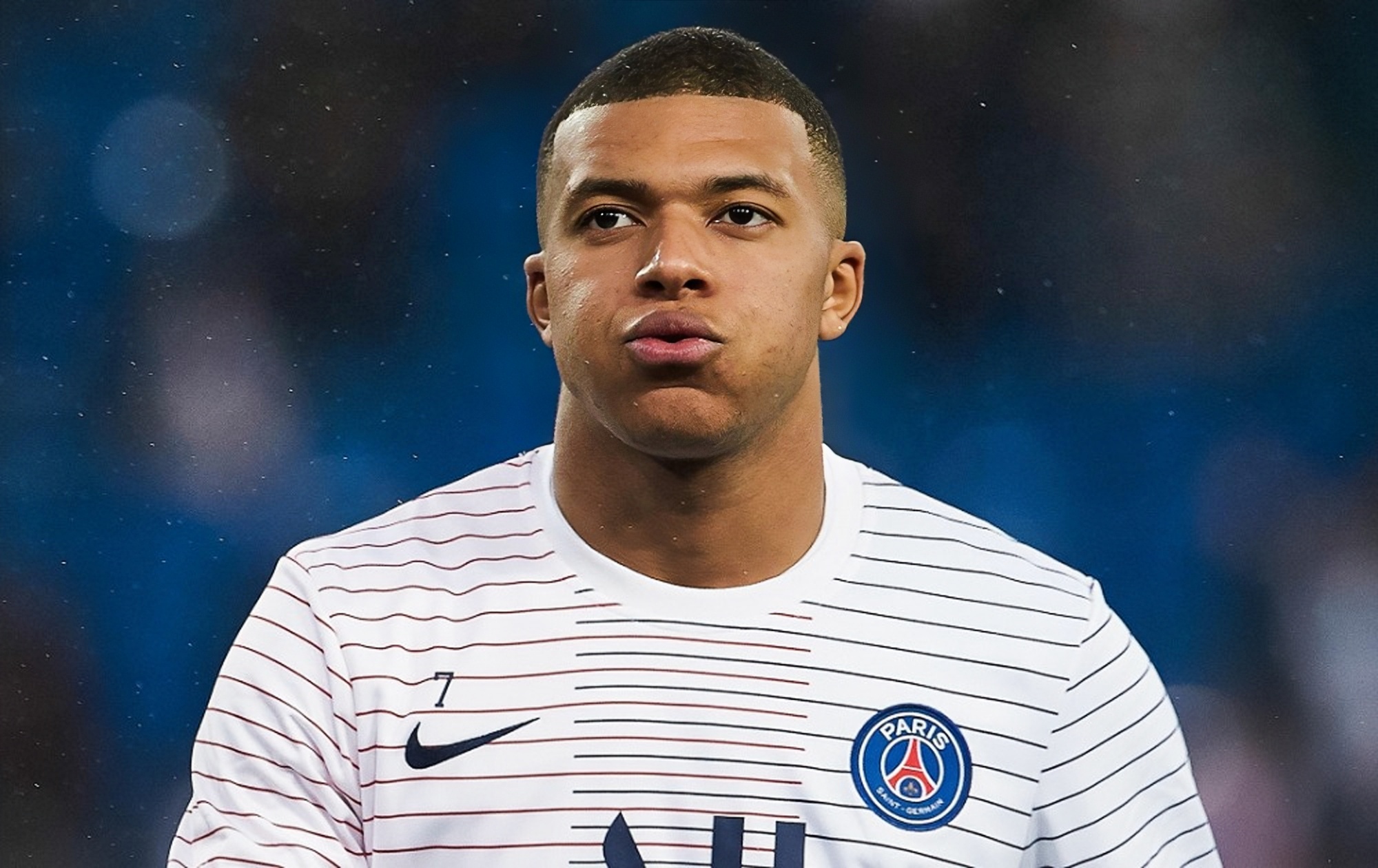 弗兰克：也许罗梅罗和范德芬该踢前锋；战旧主？比赛就是要赢（弗兰克：考虑让罗梅罗和范德芬打前锋；对阵旧主只为赢球）