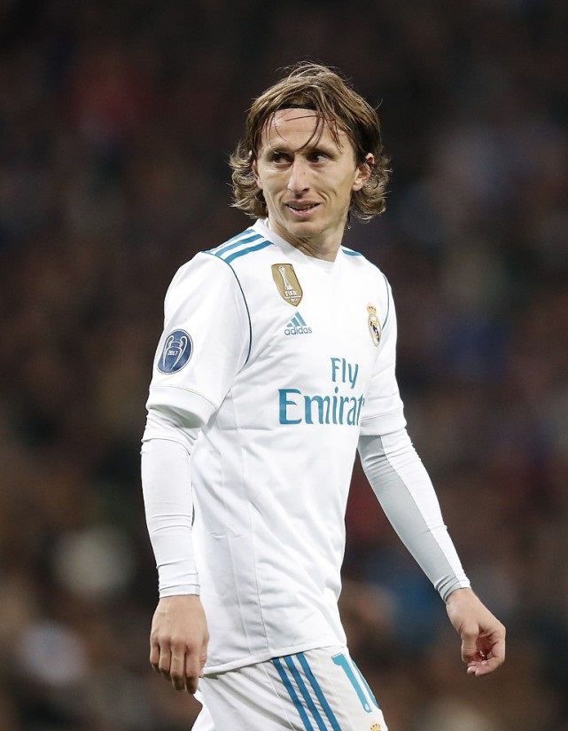 萨哈：麦克托米奈可以在皇马和巴萨踢球，甚至拜仁慕尼黑（萨哈：麦克托米奈足以效力皇马、巴萨，乃至拜仁慕尼黑）